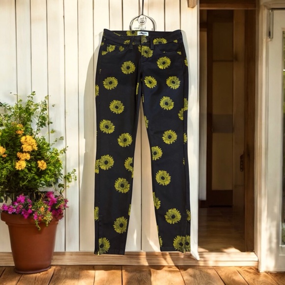 Guess Denim - Like New Guess Jeans